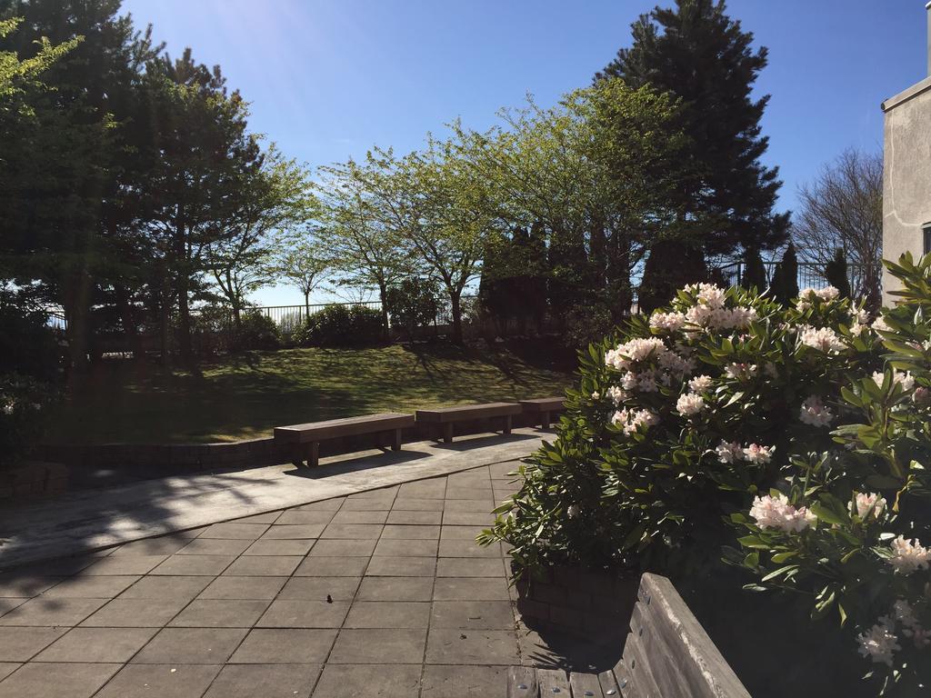 Vancouver Airport Condos Ричмонд Экстерьер фото